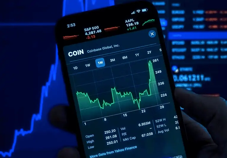 5 Types of People who buy NFTs
